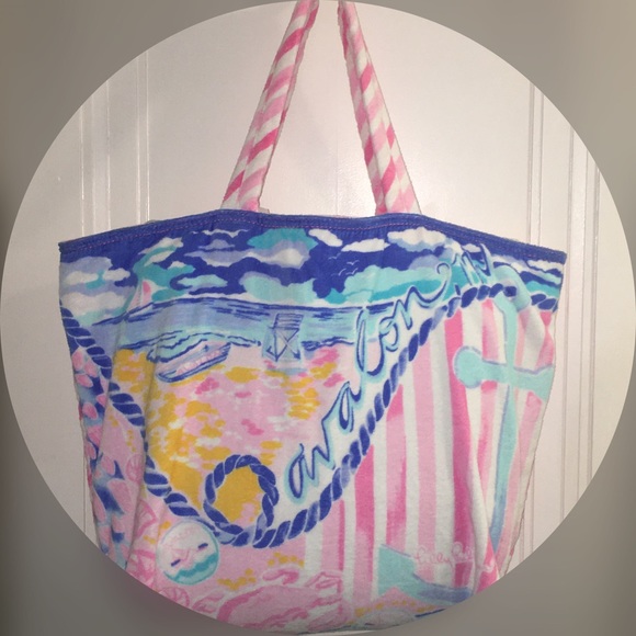 Lilly Pulitzer Destination Avalon Terry Tote - Picture 4 of 10